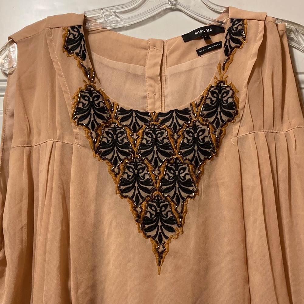 Miss Me Blouse with Black Embroidery L - Picture 2 of 4